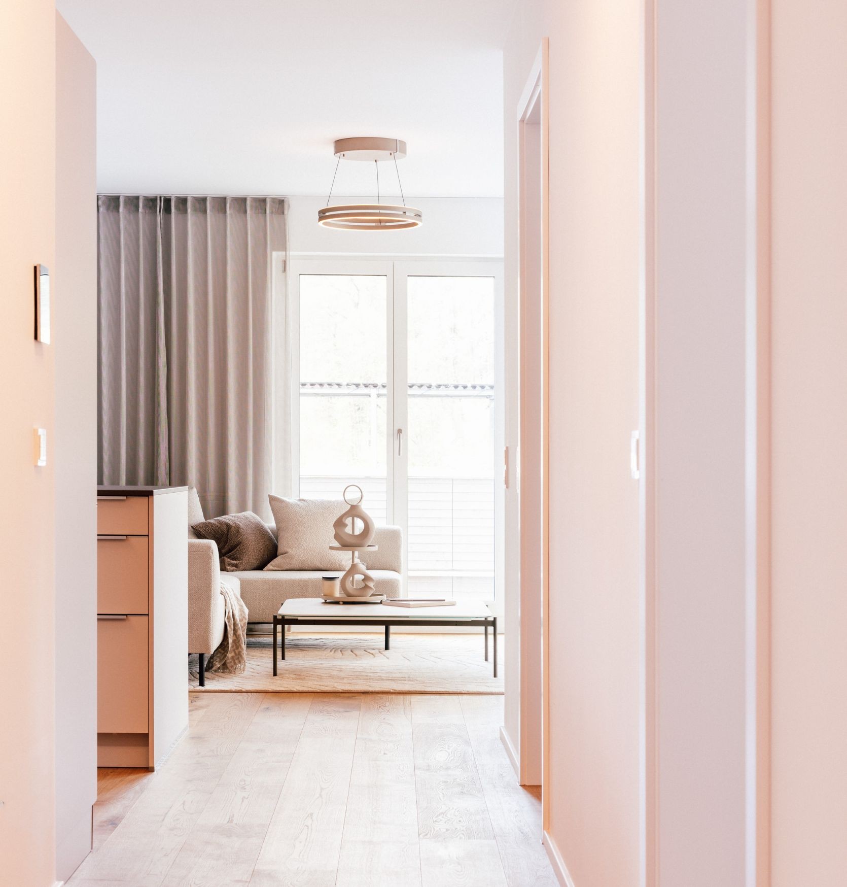 News Neues Zuhause Hero (1670x1748 px) - 1